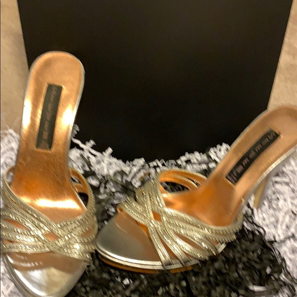 Steve Madden Rhinestone heels - Picture 5 of 7